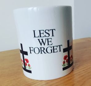 LEST WE FORGET - Poppy Mug